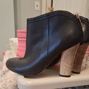 Leather Booties By Guess Size 40 10 Black Leather Python Heel